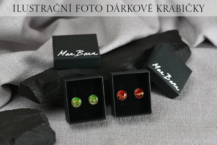 Červené náušnice s kamínky, kolo