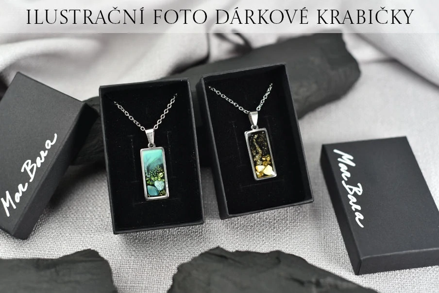Mentolově-zelený náhrdelník s kamínky, obdélník